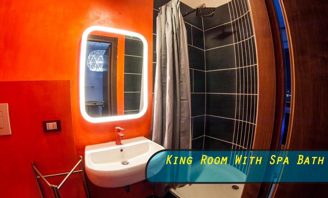 4Roomz Bolonya Dış mekan fotoğraf